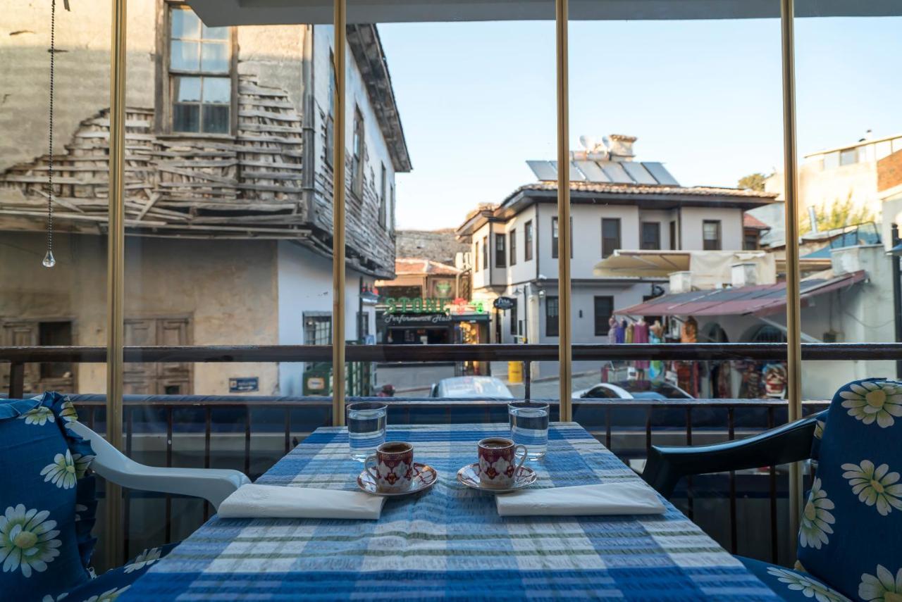 Mavi Avlu - Old Town Apartments Antalya Exteriör bild