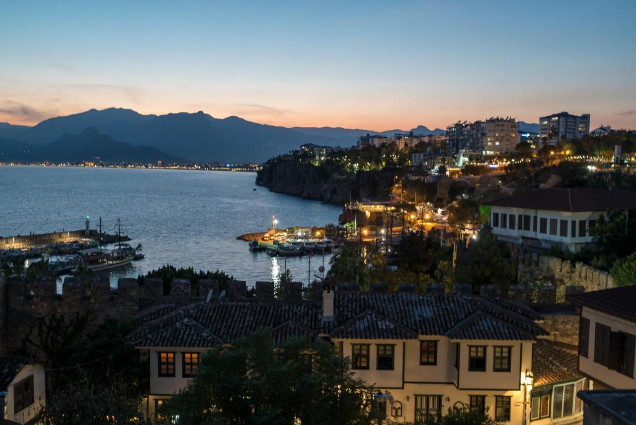 Mavi Avlu - Old Town Apartments Antalya Exteriör bild