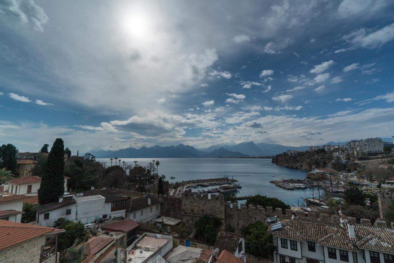 Mavi Avlu - Old Town Apartments Antalya Exteriör bild