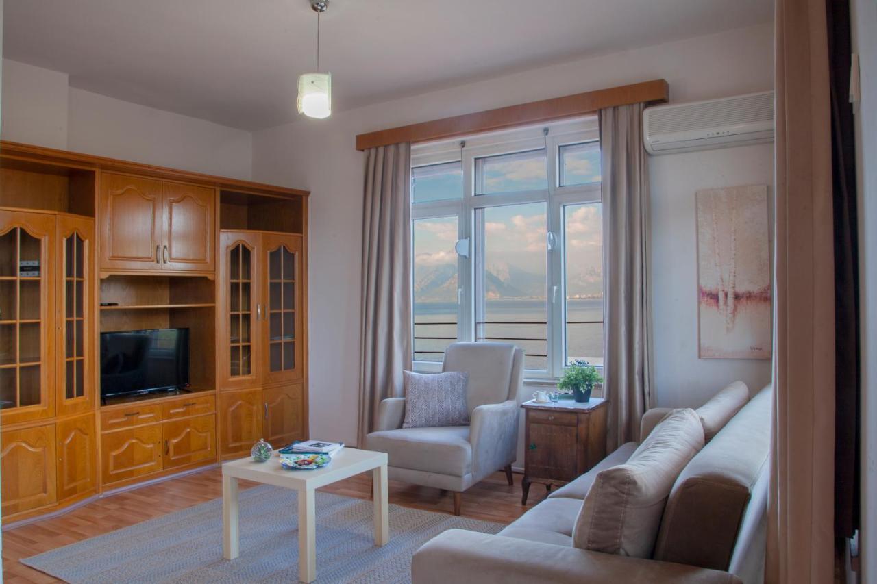 Mavi Avlu - Old Town Apartments Antalya Exteriör bild