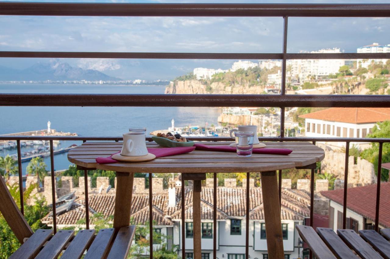 Mavi Avlu - Old Town Apartments Antalya Exteriör bild