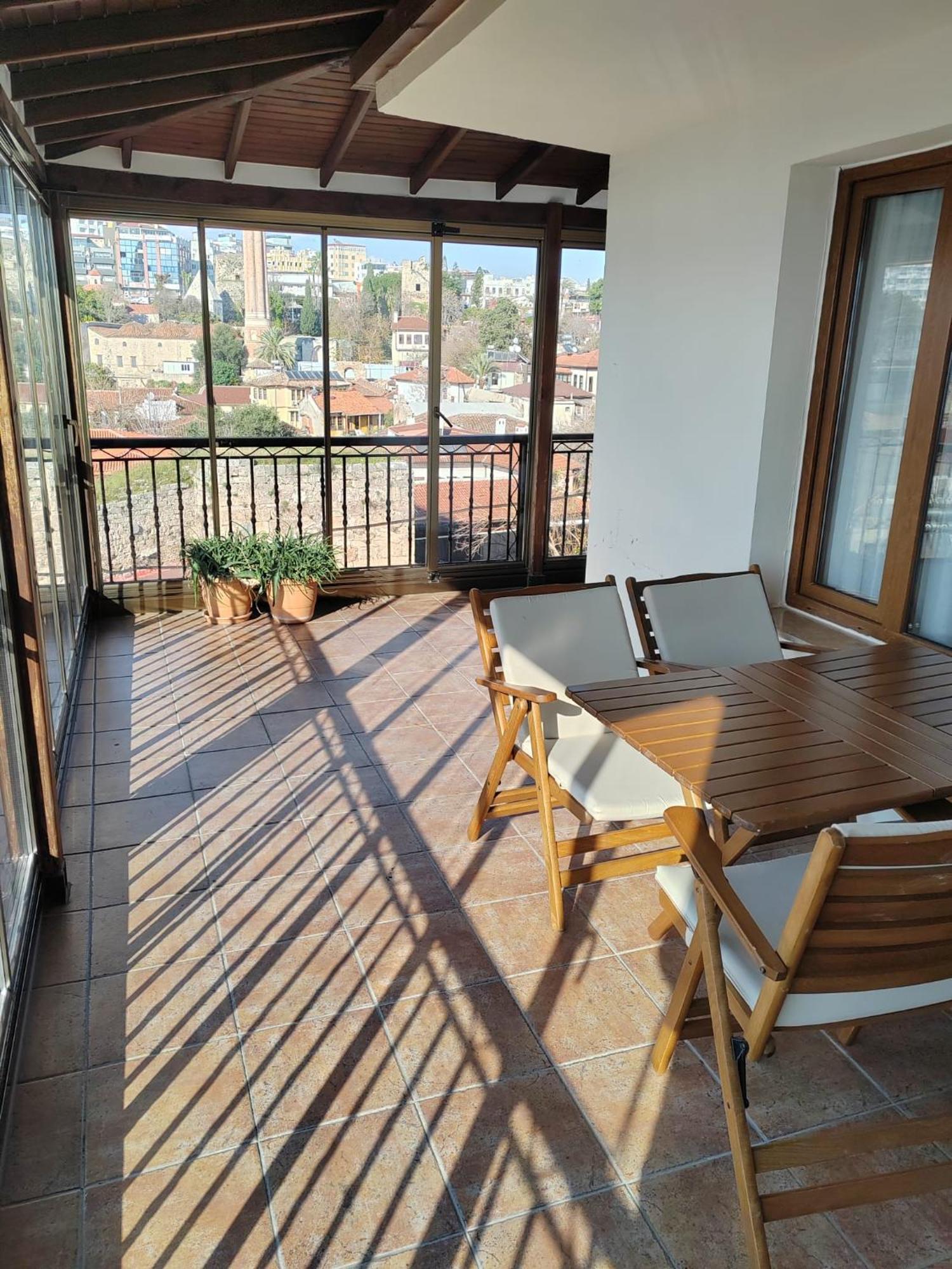 Mavi Avlu - Old Town Apartments Antalya Exteriör bild